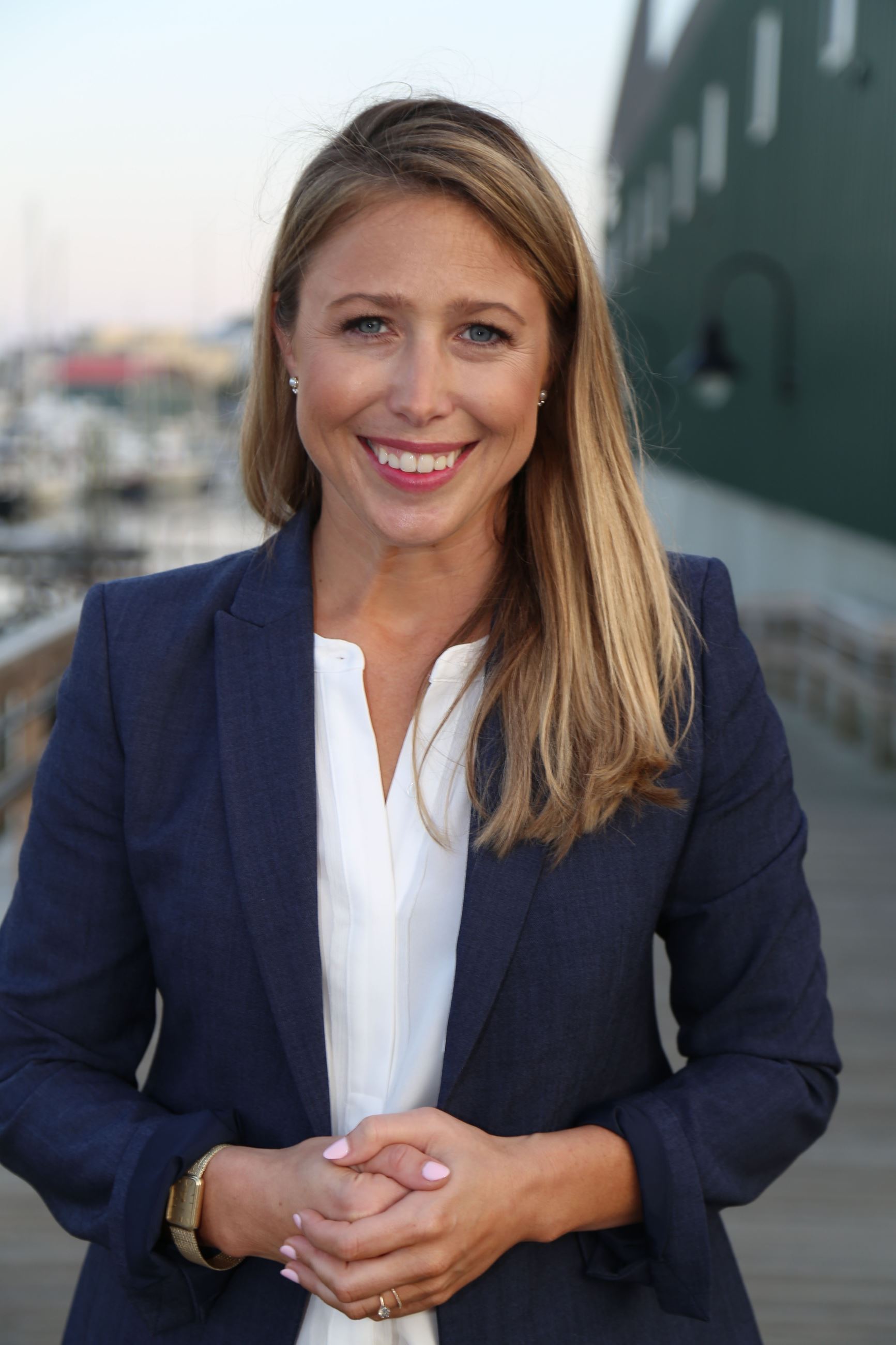 Erin Herbig Headshot